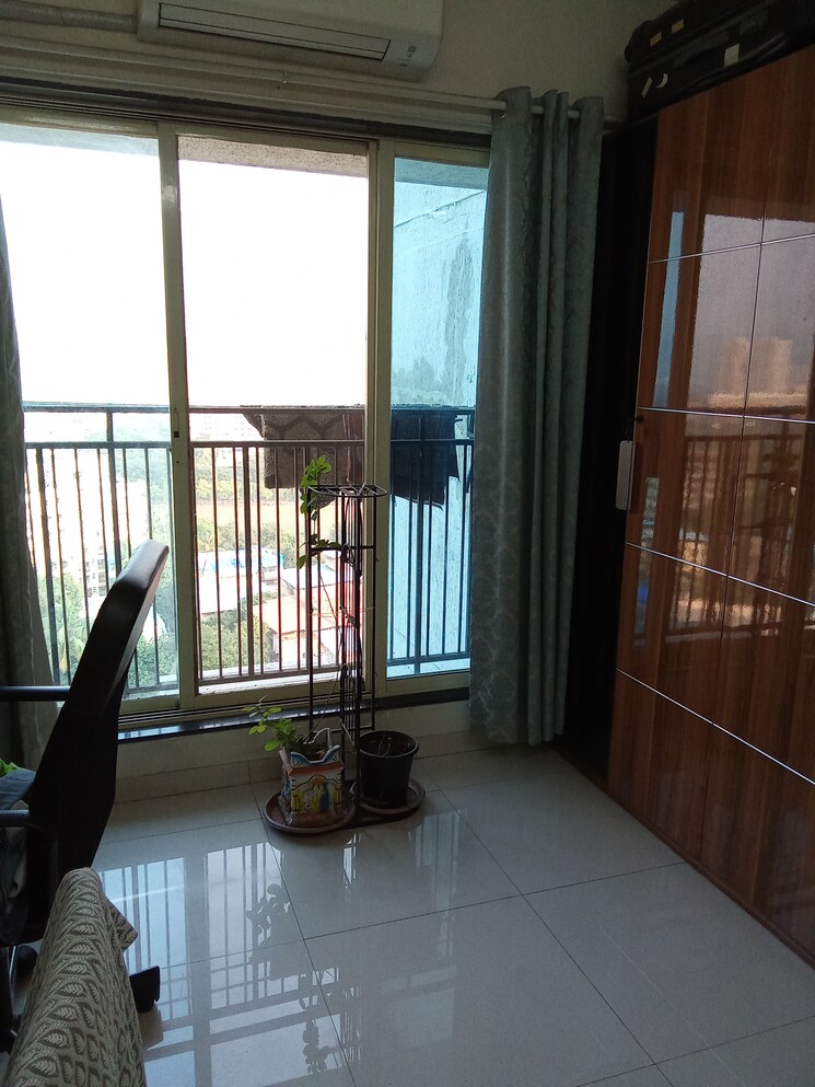 Living Room, rite-luxuria 2 Bedroom 750 Sq.Ft. Apartment In Mulund East Mumbai 7708317