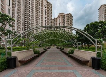 3 BHK Apartment For Sale in DLF Regal Gardens, Sector 90
