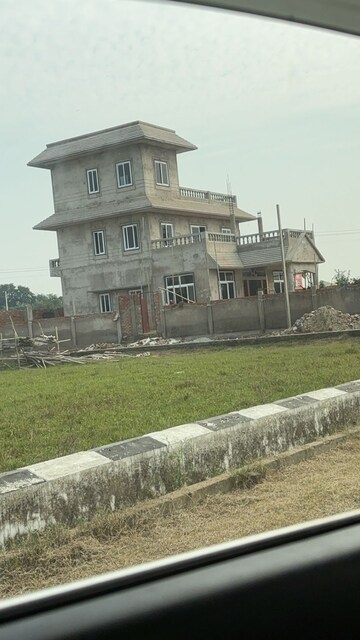  Plot For Sale in Deva Road