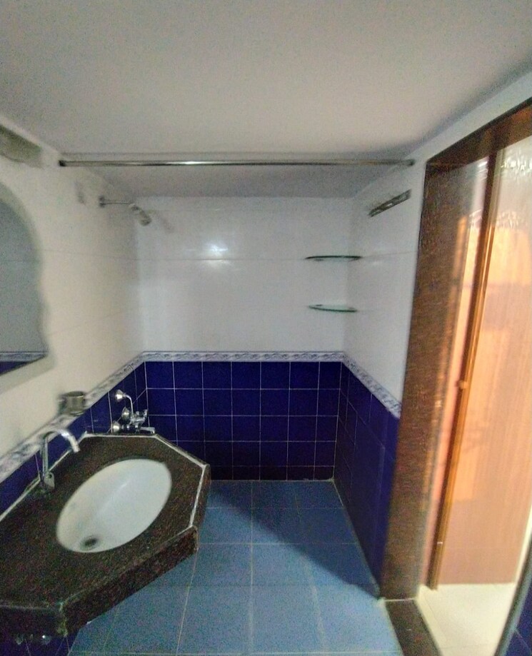 Bathroom, chembur-heights 2 Bedroom 750 Sq.Ft. Apartment In Chembur Mumbai 7708767