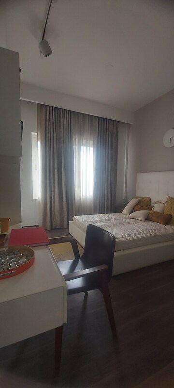Master Bedroom in 4 BHK Apartment at Suraj Oranje Castle, Gomti Nagar – for Sale