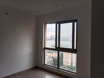 Room in 2 BHK Apartment at Hiranandani Atlantis, Powai – for Sale