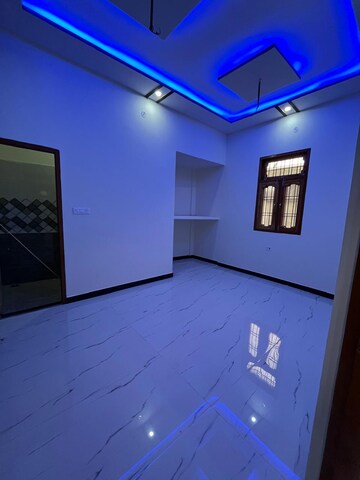 Room in 3 BHK Independent House at Arsha Madhav Greens, Gomti Nagar – for Sale