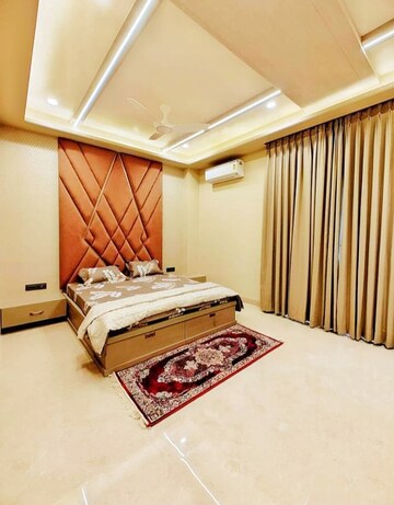 Bedroom in 5 BHK Independent House at Gandhi Path – for Sale