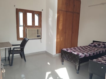 Room in  Pg at Sector 37 – for Rent