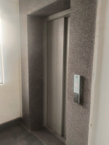 Building Lobby in 3 BHK Builder Floor at Sector 84 – for Sale