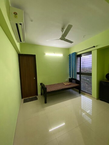 2 BHK Apartment For Rent in Lodha Palava City Lakeshore Greens Dombivli East Thane  7710368