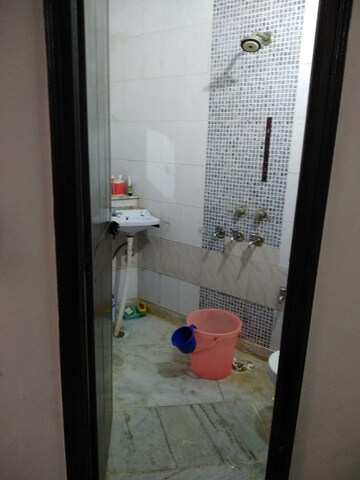 Bathroom in 1 BHK Builder Floor at Lajpat Nagar – for Rent