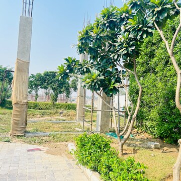 3 BHK Villa – Garden View at Sector 33 - for Sale