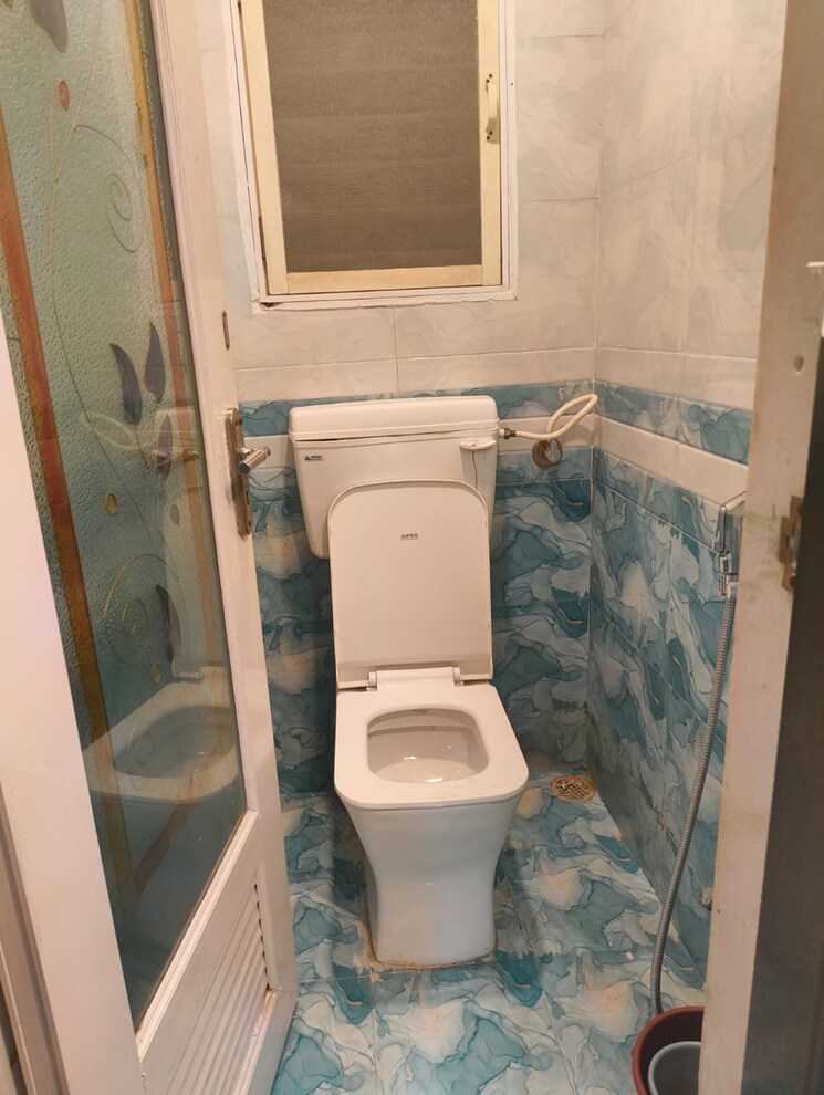 Bathroom, swastik-residency-phase-ii-chs-ltd 1 Bedroom 550 Sq.Ft. Apartment In Pratha Pushp Society Thane 7710697