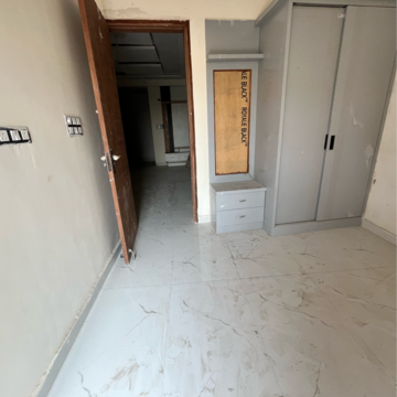 Building Lobby in 2 BHK Builder Floor at Sector 104 – for Sale