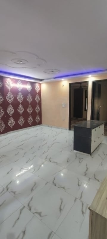 Master Bedroom in 3 BHK Builder Floor at Dwarka – for Sale
