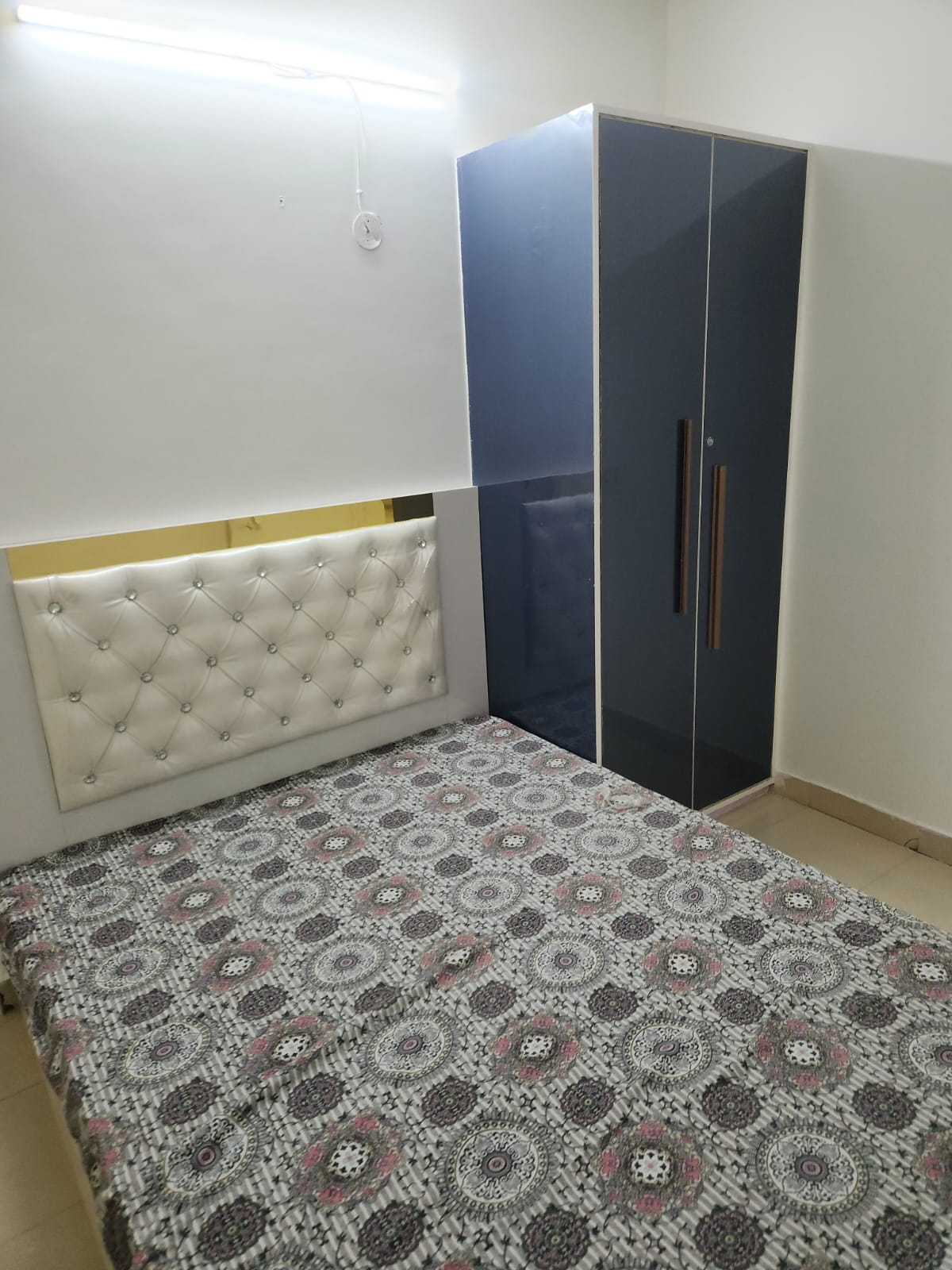 2 BHK Apartment For Rent in Adore Happy Homes Sector 86 Faridabad  7711028