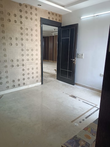 3 BHK Builder Floor For Rent in Preet Vihar Delhi  7711137