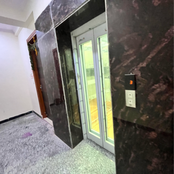 Bedroom in 2 BHK Builder Floor at Sector 104 – for Sale