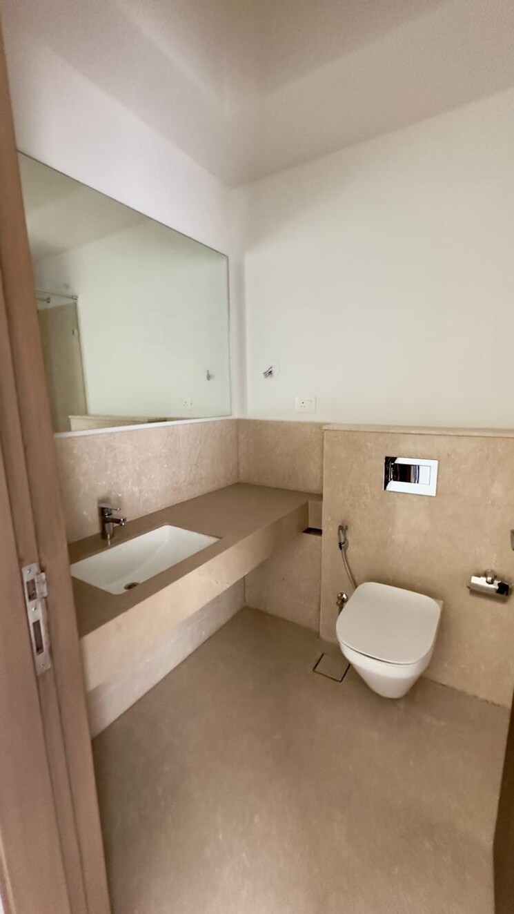 Bathroom, piramal-aranya-avyan 2 Bedroom 1055 Sq.Ft. Apartment In Byculla Mumbai 7711252