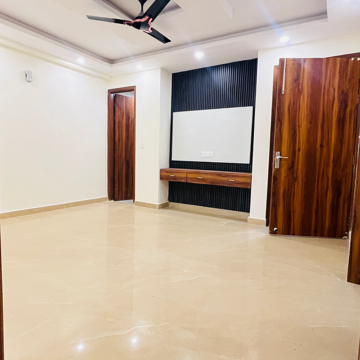 2 BHK Builder Floor For Rent in Chattarpur Delhi  7711259