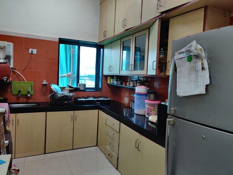 Kitchen, suraj-millenium 3 Bedroom 2000 Sq.Ft. Apartment In Breach Candy Mumbai 7711420