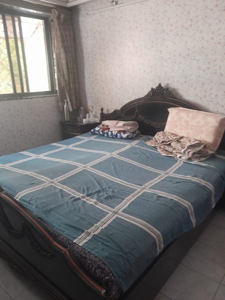 Bedroom, suraj-millenium 3 Bedroom 2000 Sq.Ft. Apartment In Breach Candy Mumbai 7711420