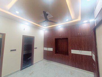 Room in 4 BHK Villa at Kalwar Road – for Sale