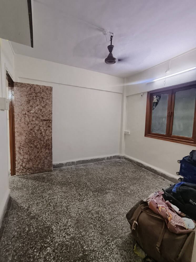  Parking, sai-nagar-chs-andheri-west 1 Bedroom 500 Sq.Ft. Apartment In Andheri West Mumbai 7711741