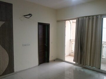 Room in 2 BHK Apartment at Stellar Mi Citihomes, Omicron Iii Greater Noida – for Sale
