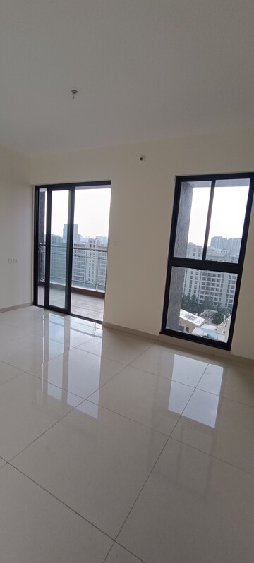 Room in 3 BHK Apartment at Paranjape Broadway, Wakad – for Sale