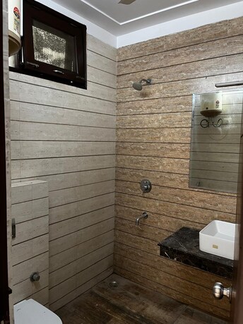 रेसिडेन्शियल बिल्डर फ्लोर वर्ग फुट फॉर रीसेल इन सेक्टर 46 गुरगांव  7711915