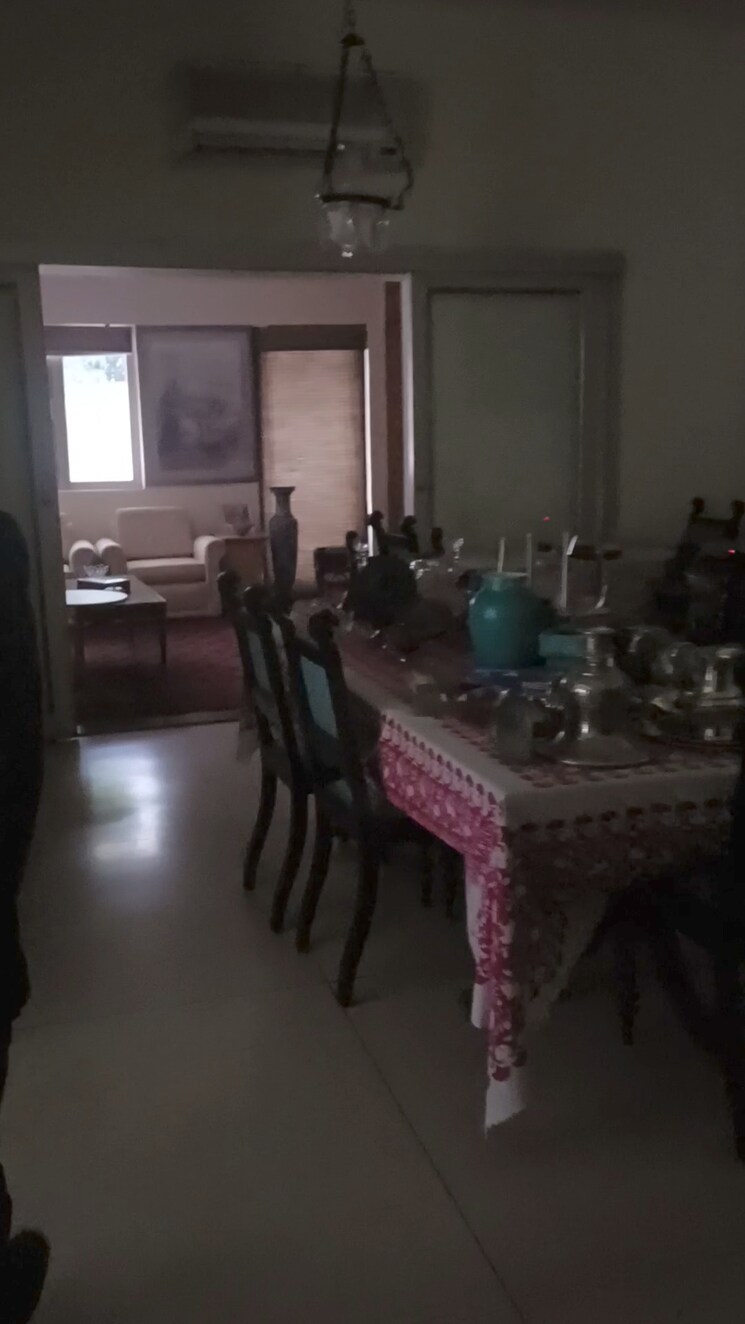 Kitchen, malcha marg 6+ Bedroom 1250 Sq.Yd. Independent House In Malcha Marg Delhi 7712090
