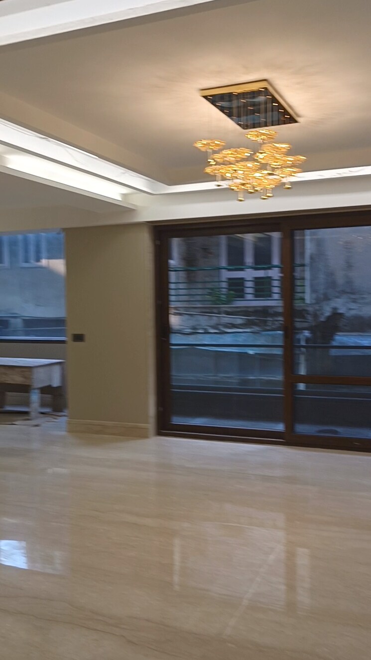 Room, old rajinder nagar 4 Bedroom 666 Sq.Yd. Builder Floor In Old Rajinder Nagar Delhi 7712175