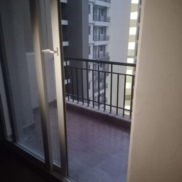 2 BHK Apartment For Sale in Amrapali Golf Homes, Haibatpur