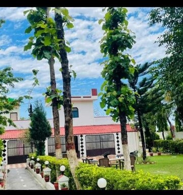  Plot – Exterior View View at Dehradun Cantt - for Sale