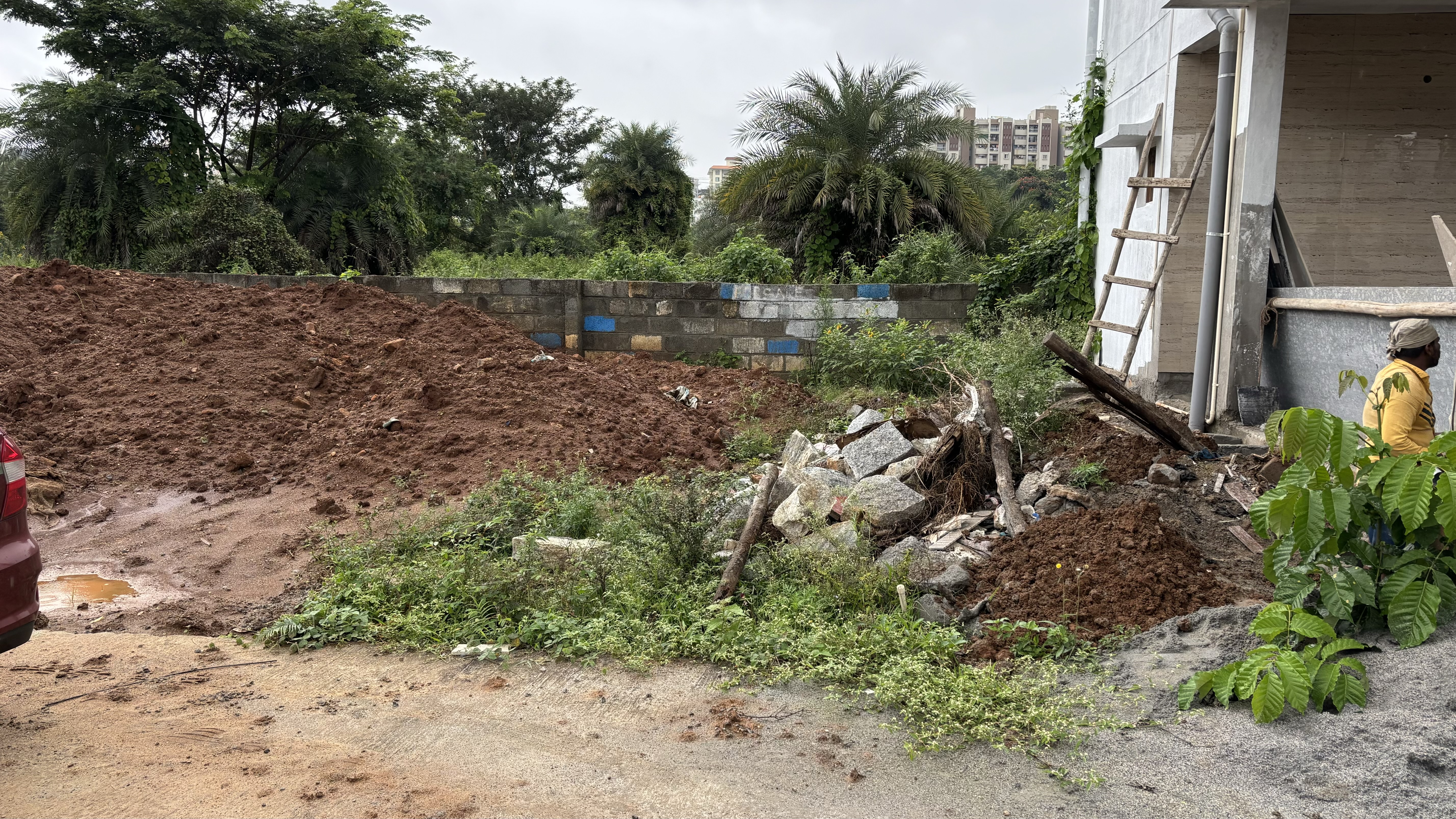 Plot For Resale in Oraiyan Silk Brigade Talaghattapura Bangalore  7708311