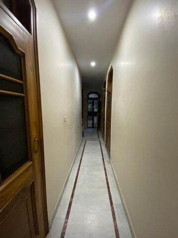 Building Lobby in 4 BHK Builder Floor at Ganesh Nagar – for Sale