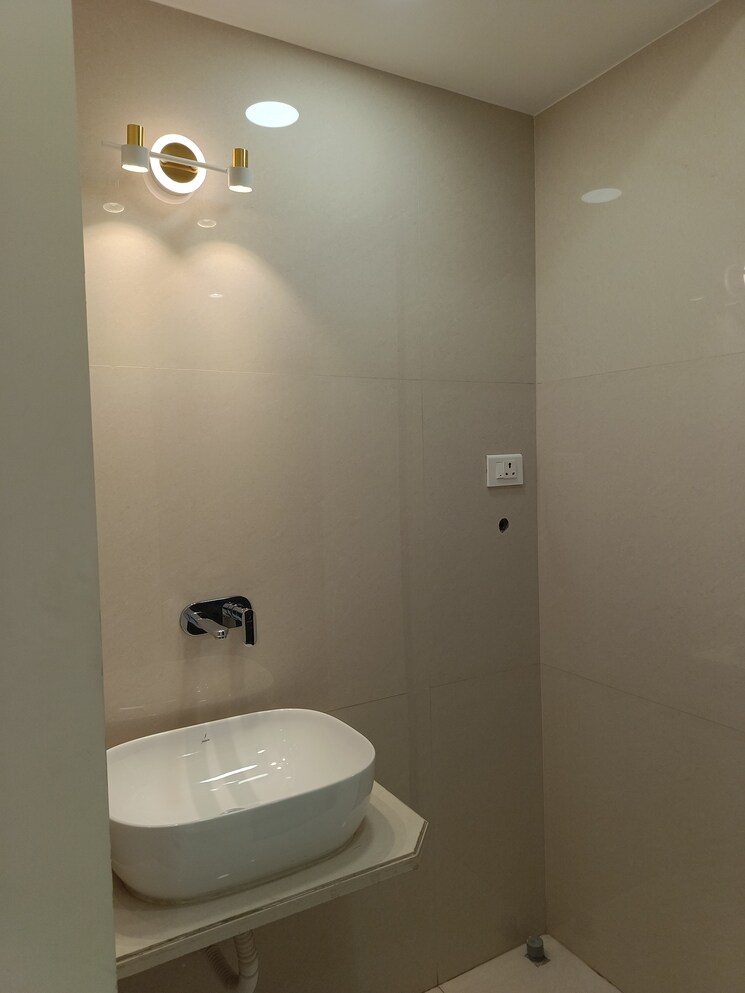 Bathroom, varsha-balaji-park 3 Bedroom 1020 Sq.Ft. Apartment In Kharghar Navi Mumbai 7712947