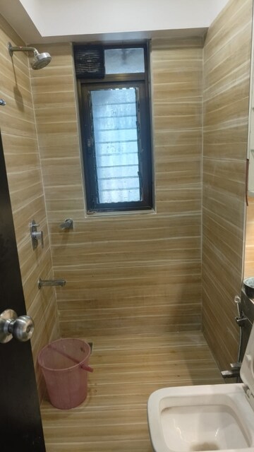 Room in 2.5 BHK Builder Floor at Vakola – for Sale