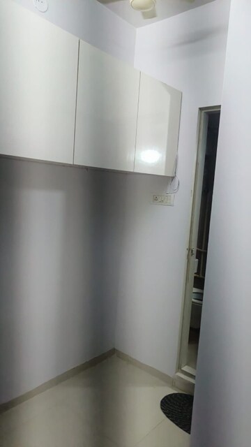 Furnished Amenities in 2.5 BHK Builder Floor at Vakola – for Sale