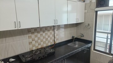 Kitchen in 2.5 BHK Builder Floor at Vakola – for Sale