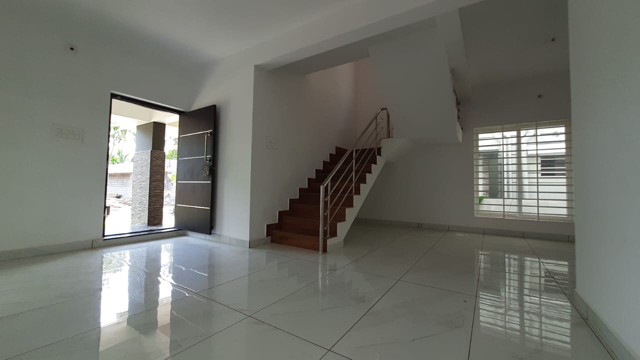4 BHK Independent House For Sale in Thrissur Home's 