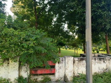  Plot – Garden View at Gomti Nagar - for Sale