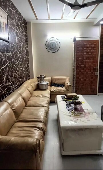 रेसिडेंशियल बिल्डर फ्लोर वर्ग फुट फॉर रेंट इन तिलक नगर दिल्ली  7713090