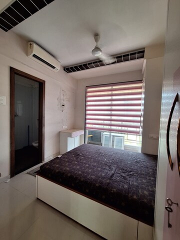 Bedroom in 3 BHK Apartment at Seasons Autumn, Kalyan West – for Rent