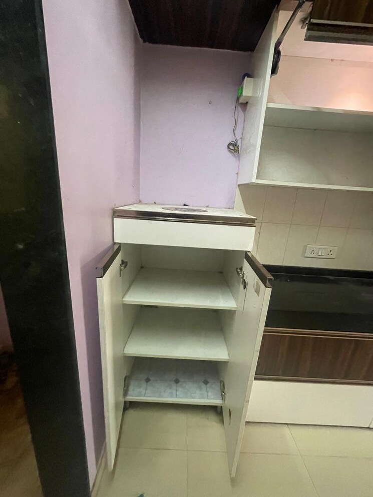 Bathroom, gulmohar-chs-pashan 2 Bedroom 850 Sq.Ft. Apartment In Pashan Pune 7713211