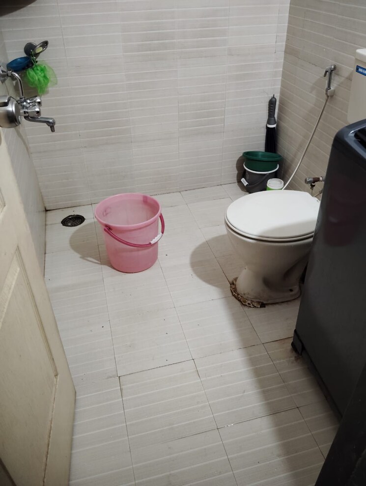 Bathroom, sushant-chs-pashan 2 Bedroom 650 Sq.Ft. Apartment In Pashan Pune 7713227