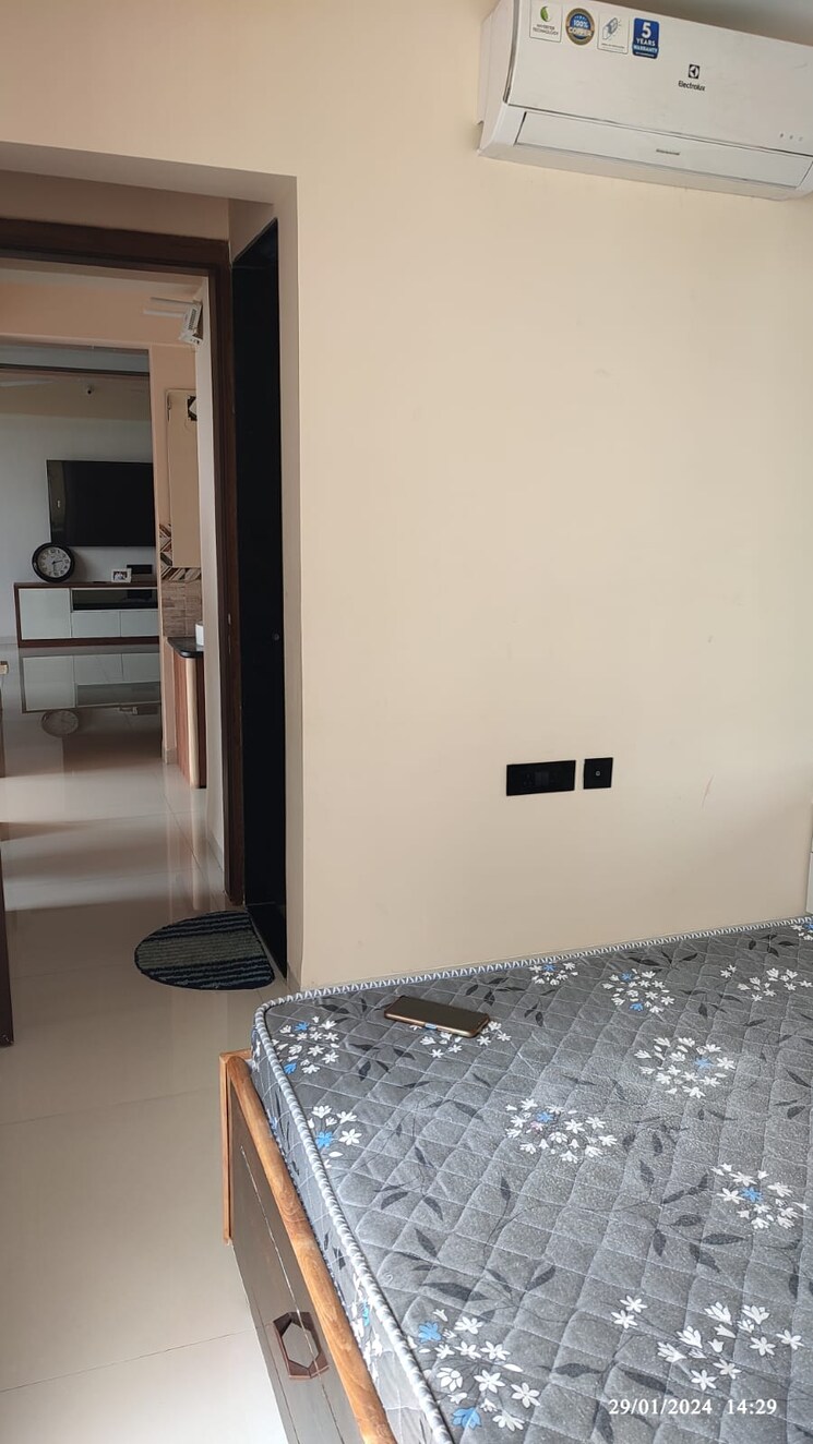 Room, pride-park-springs 2 Bedroom 1374 Sq.Ft. Apartment In Dhanori Pune 7713299