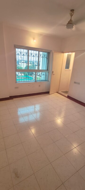 Room in 2 BHK Apartment at Channal Classic Apartment, Kopar Khairane – for Sale
