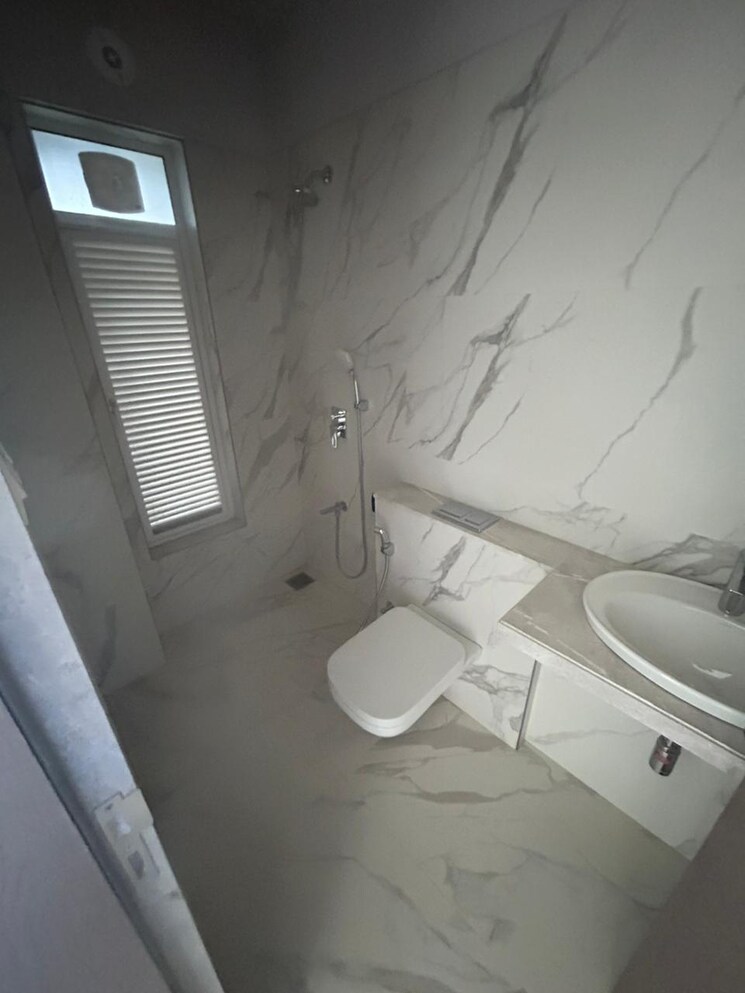 Bathroom, rustomjee-reserve 2 Bedroom 840 Sq.Ft. Apartment In Dahisar West Mumbai 7713389