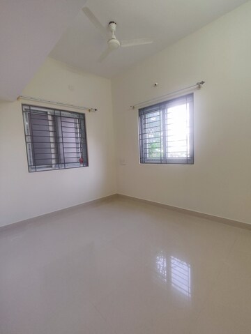 Furnished Amenities in 2 BHK Builder Floor at Mylasandra – for Rent