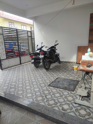 Parking in 2 BHK Builder Floor at Mylasandra – for Rent