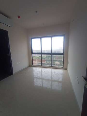 Room in 3 BHK Apartment at Lodha Palava Trinity A To C, Dombivli East – for Sale